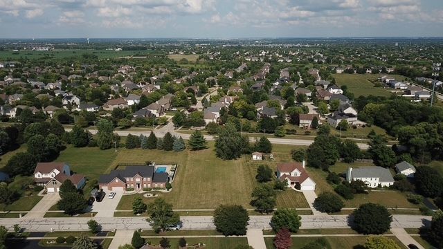 12921 Shelly Lane, Plainfield, IL 60585