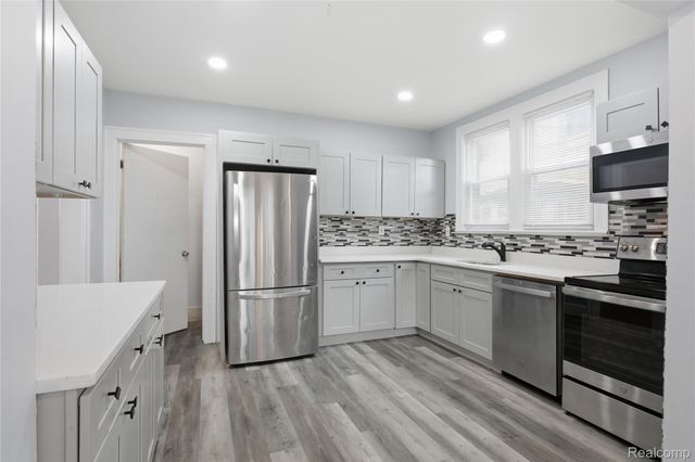 229 Eason Street, Highland Park, MI 48203