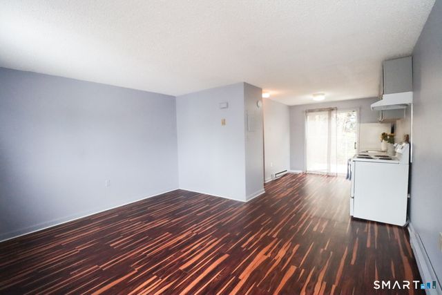76 Summer Street, New London, CT 06320