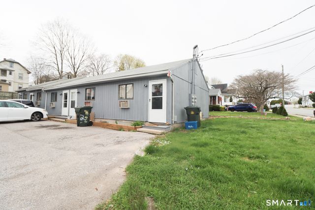 76 Summer Street, New London, CT 06320
