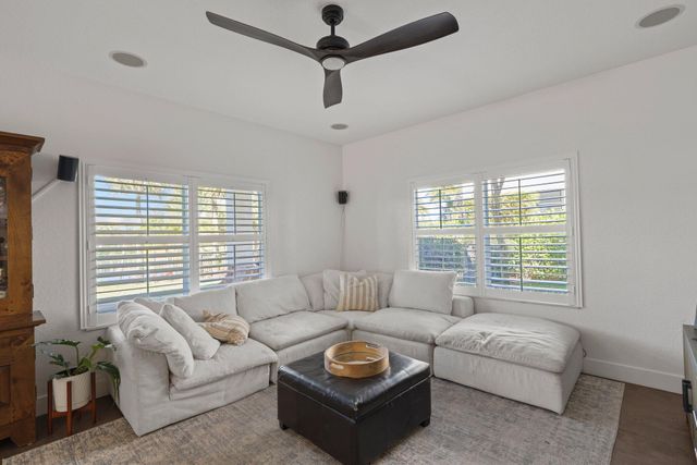 168 Andros Harbour Place, Jupiter, FL 33458