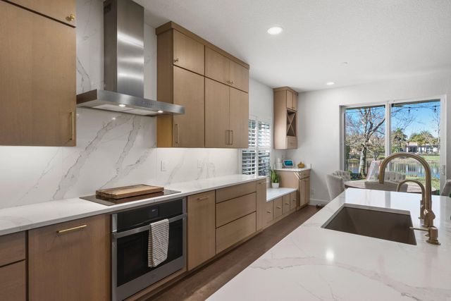 168 Andros Harbour Place, Jupiter, FL 33458