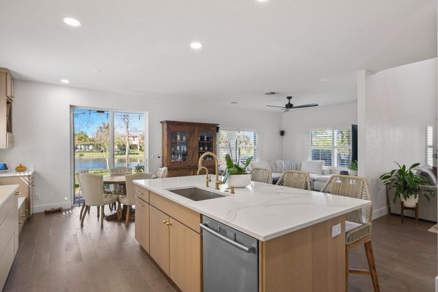 168 Andros Harbour Place, Jupiter, FL 33458