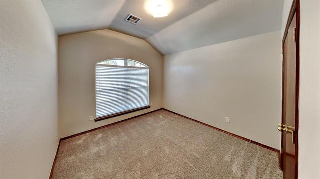 2212 SW 141st Place, Oklahoma City, OK 73170