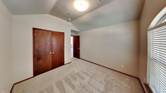 2212 SW 141st Place, Oklahoma City, OK 73170