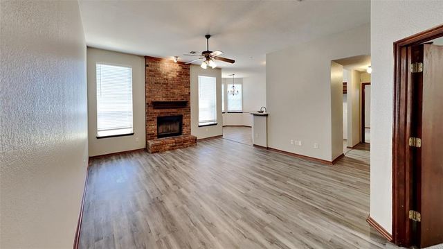 2212 SW 141st Place, Oklahoma City, OK 73170
