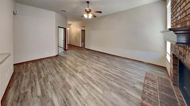 2212 SW 141st Place, Oklahoma City, OK 73170