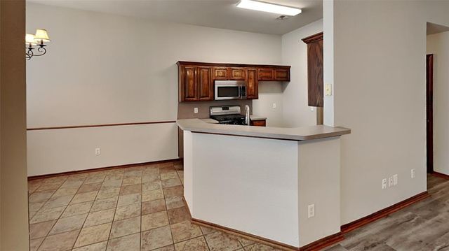 2212 SW 141st Place, Oklahoma City, OK 73170