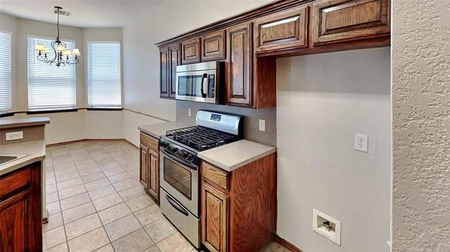 2212 SW 141st Place, Oklahoma City, OK 73170