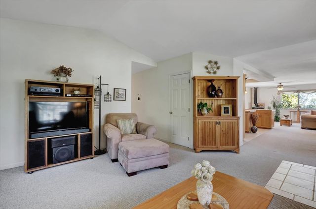 10952 Gopher Mine Trl, Grass Valley, CA 95949