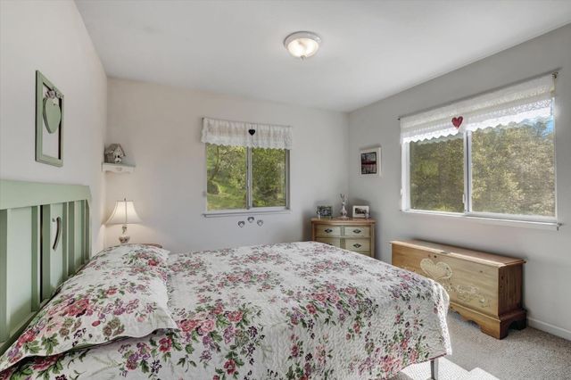 10952 Gopher Mine Trl, Grass Valley, CA 95949