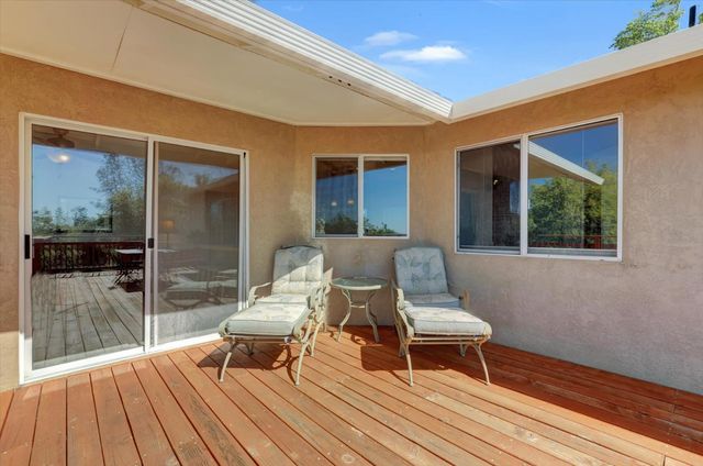 10952 Gopher Mine Trl, Grass Valley, CA 95949