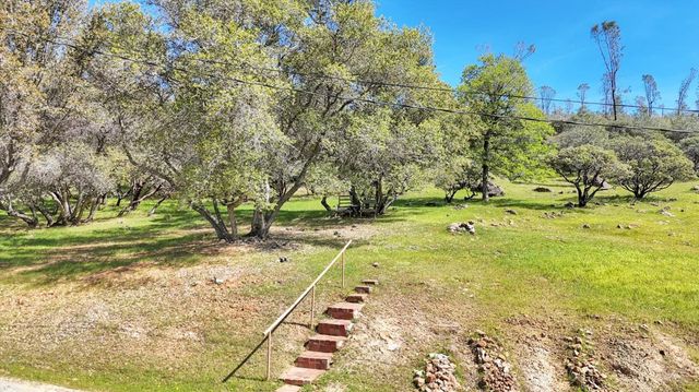 10952 Gopher Mine Trl, Grass Valley, CA 95949
