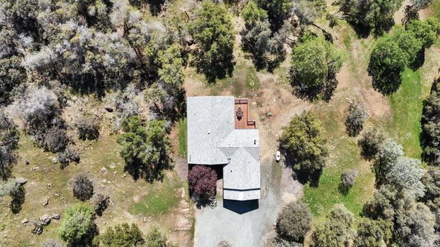 10952 Gopher Mine Trl, Grass Valley, CA 95949