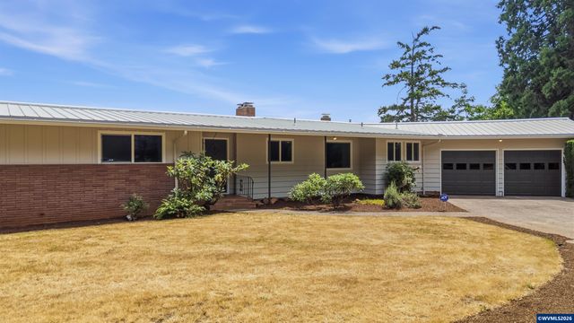1514 37th Av NW, Salem, OR 97304