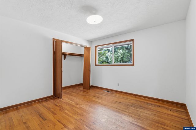 1514 37th Av NW, Salem, OR 97304