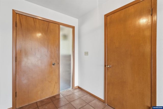 1514 37th Av NW, Salem, OR 97304