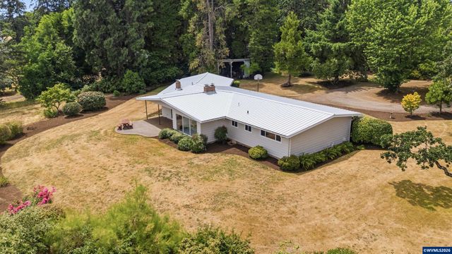 1514 37th Av NW, Salem, OR 97304