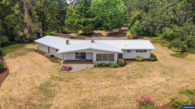 1514 37th Av NW, Salem, OR 97304