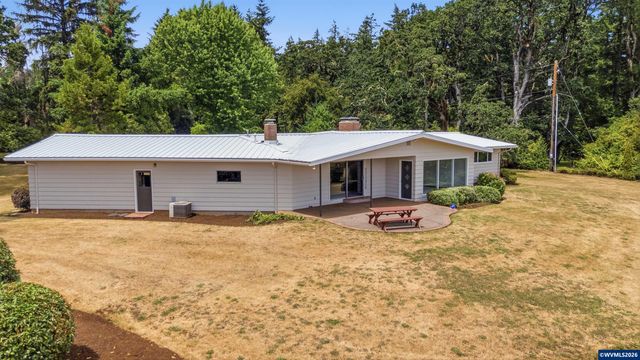 1514 37th Av NW, Salem, OR 97304