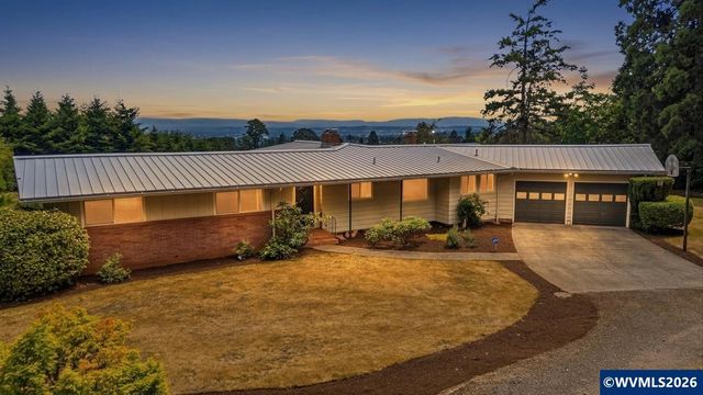 1514 37th Av NW, Salem, OR 97304