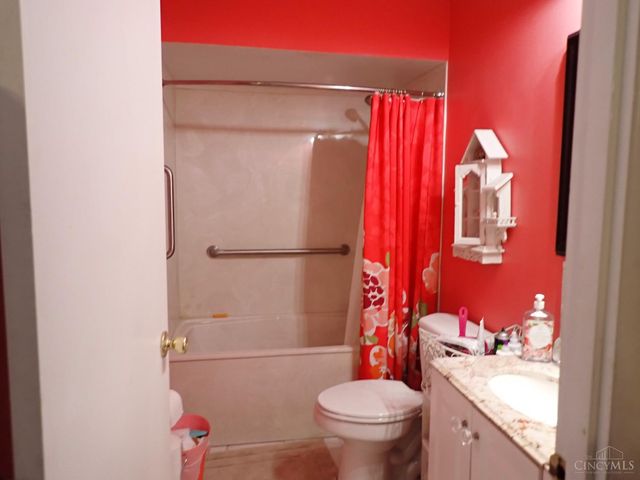 5843 Reswin Drive, Fairfield, OH 45014