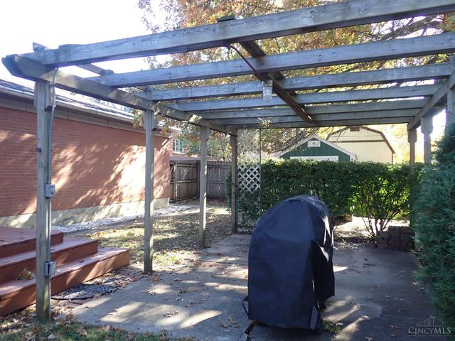 5843 Reswin Drive, Fairfield, OH 45014