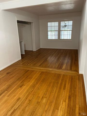 242 Phelan Ave, Vallejo, CA 94590