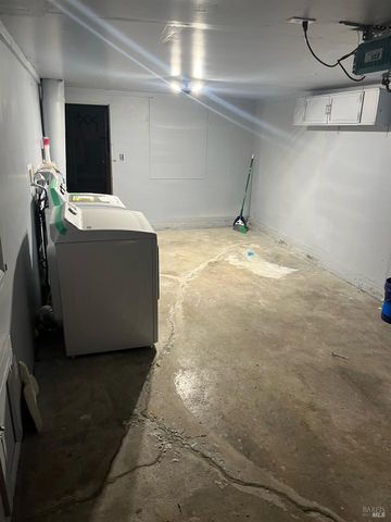 242 Phelan Ave, Vallejo, CA 94590