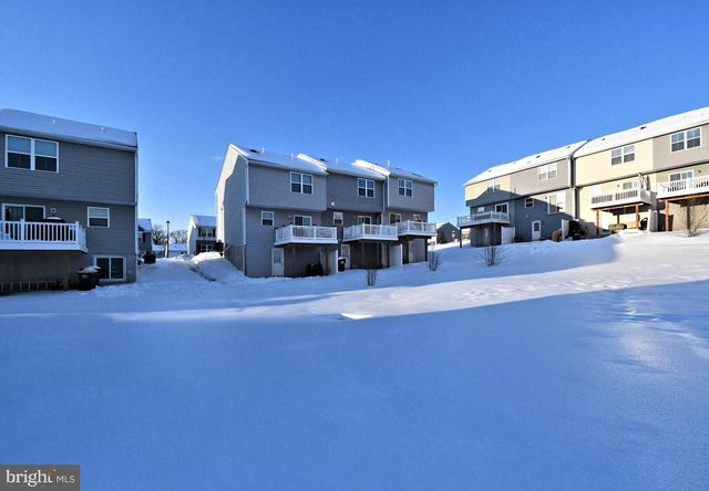 112 VAN FLEET CIR, Pottstown, PA 19464