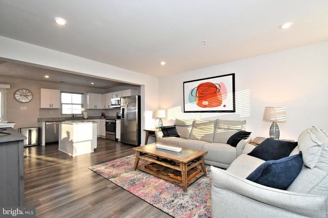 112 VAN FLEET CIR, Pottstown, PA 19464