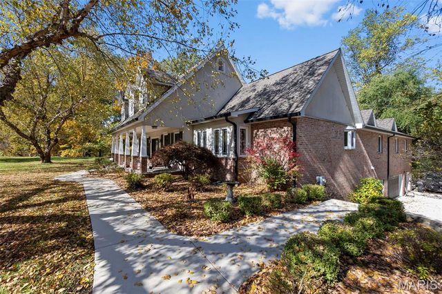 184 Country View Drive, Benton, MO 63736