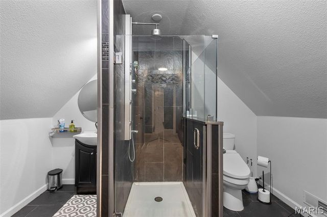 184 Country View Drive, Benton, MO 63736