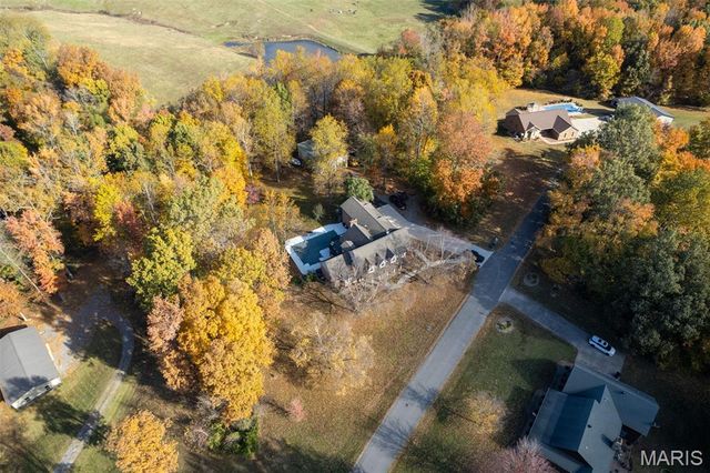 184 Country View Drive, Benton, MO 63736