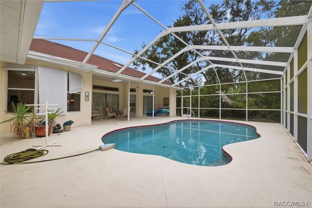 184 Pine Street, Homosassa, FL 34446