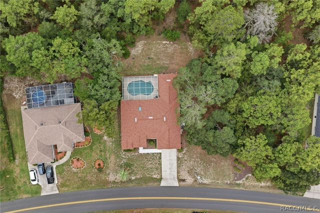 184 Pine Street, Homosassa, FL 34446
