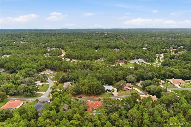 184 Pine Street, Homosassa, FL 34446