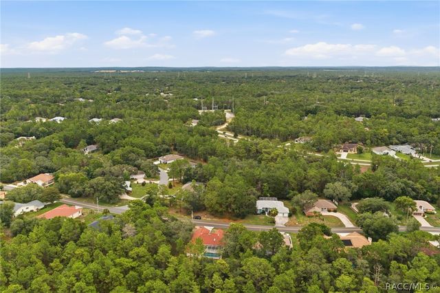 184 Pine Street, Homosassa, FL 34446