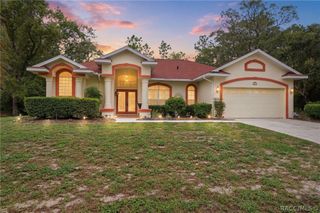 184 Pine Street, Homosassa, FL 34446