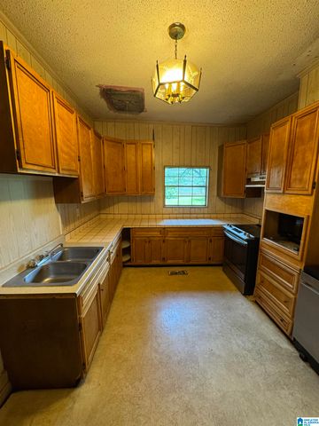 1009 OVERTON AVENUE, Tarrant, AL 35217
