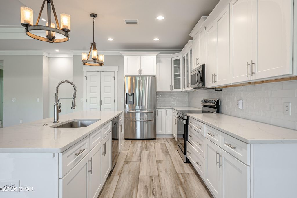 Image 11 of property listing at 253 N Wells Street, Panama City Beach, FL 32413