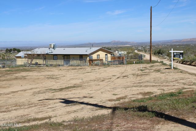 E 136th St E & Ave W-11 Street, Pearblossom, CA 93553