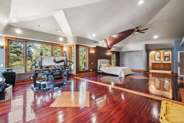 24541 Miller Hill Road, Los Gatos, CA 95033