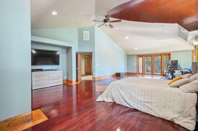 24541 Miller Hill Road, Los Gatos, CA 95033