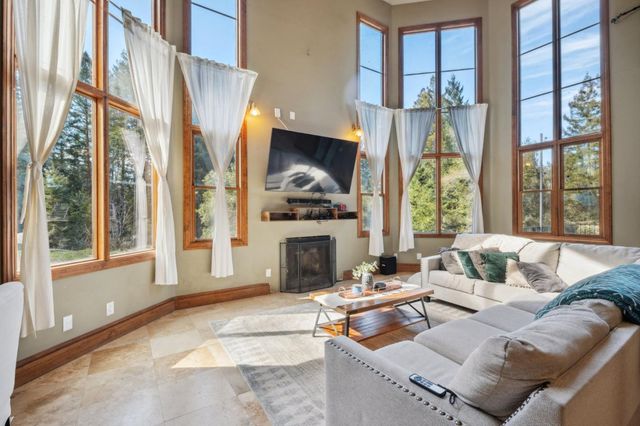 24541 Miller Hill Road, Los Gatos, CA 95033