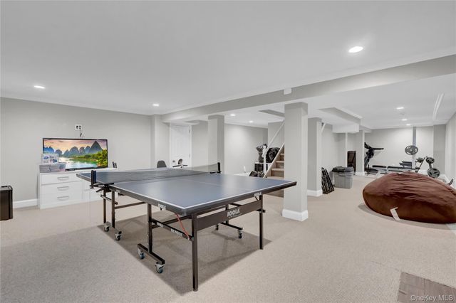 34 Hemingway Drive, Dix Hills, NY 11746