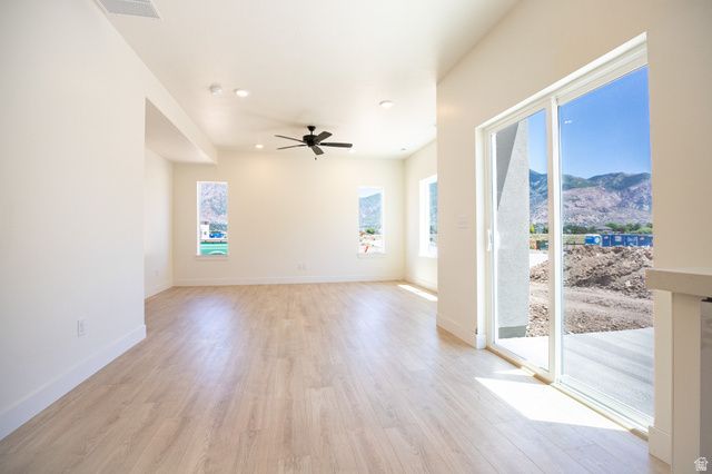 563 W 1775 N, Harrisville, UT 84404