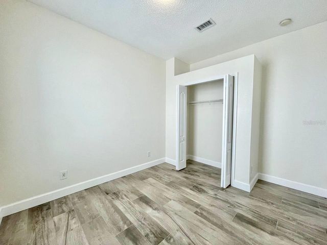 18417 MEADOW BLOSSOM LANE, Tampa, FL 33647