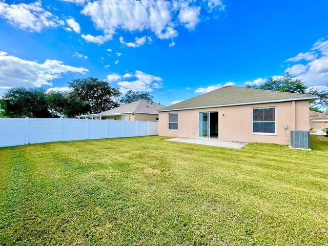 18417 MEADOW BLOSSOM LANE, Tampa, FL 33647