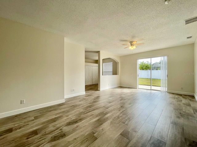 18417 MEADOW BLOSSOM LANE, Tampa, FL 33647